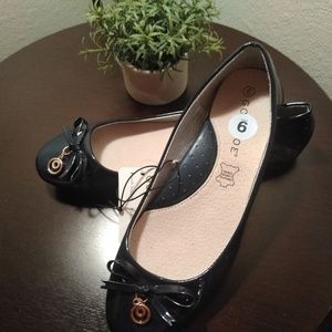 Women's Fedora Shoes